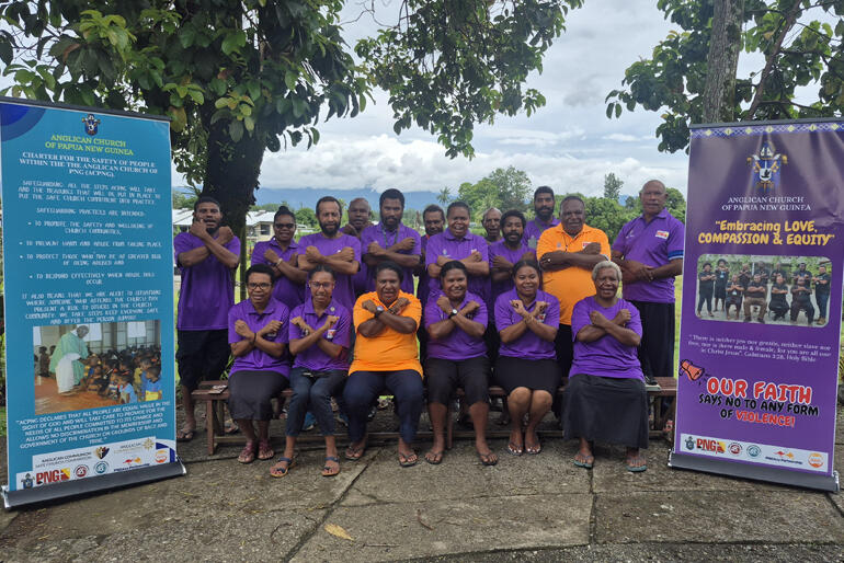 Members of the Anglican Church of Papua new Guinea join the "16 days of activism against gender-based violence" campaign.